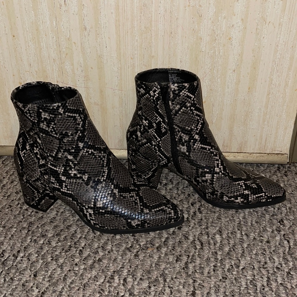 Madden girl ankle boots